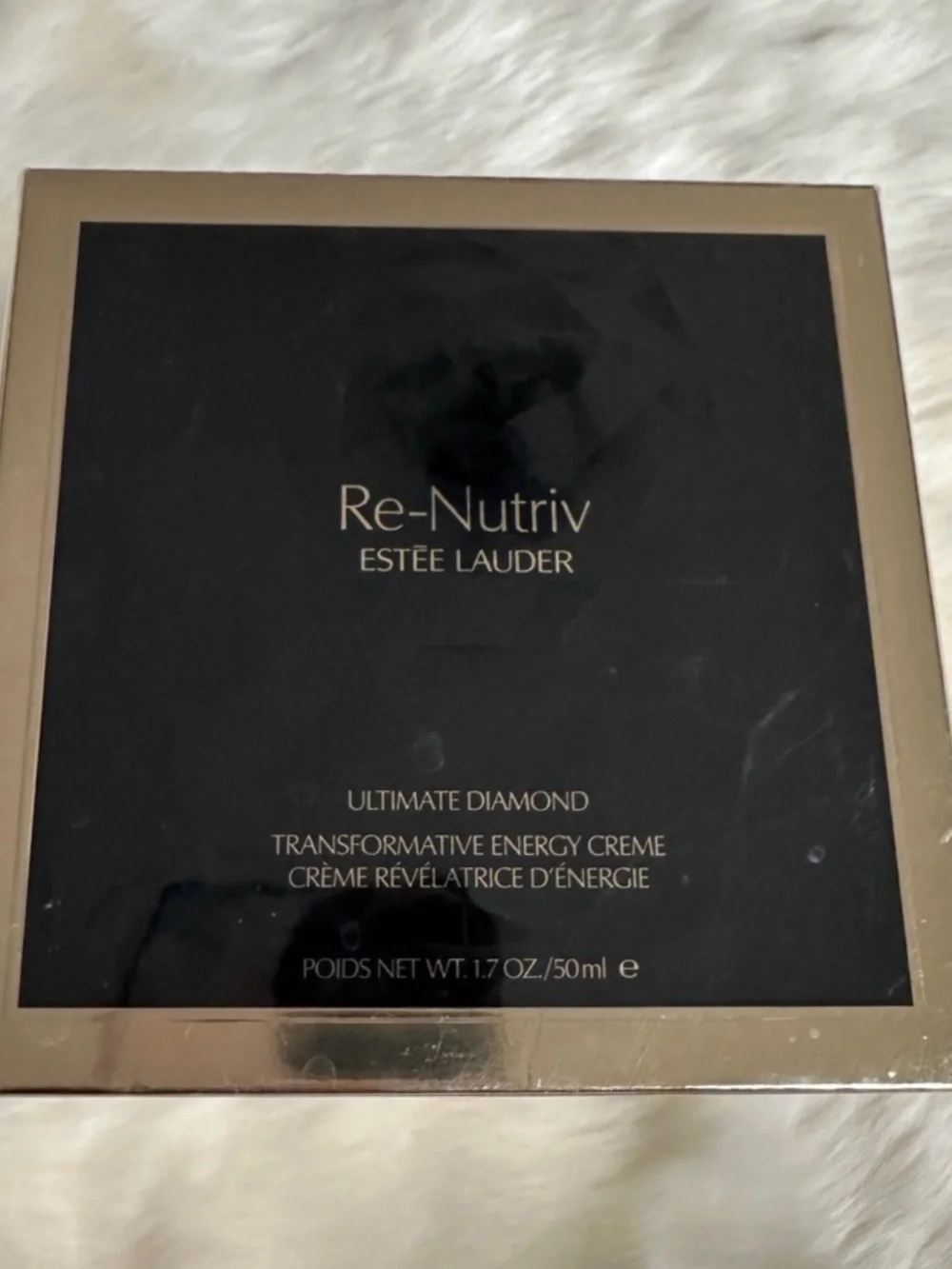 Estée Lauder Re-Nutriv Ultimate Diamond Sculpted Transformation Creme Moisturize
